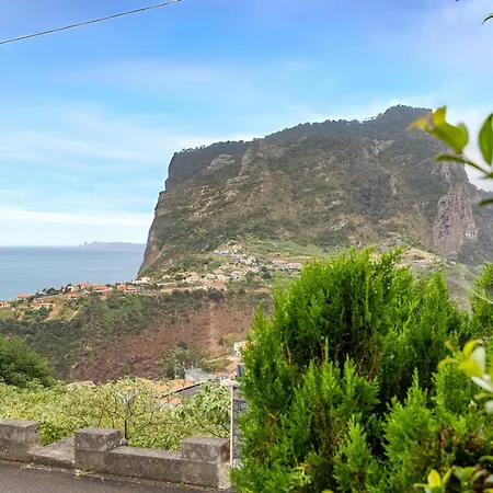 Ceu E Mar Santana (Madeira)