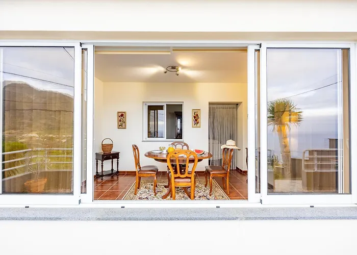 Ceu E Mar Holiday home *